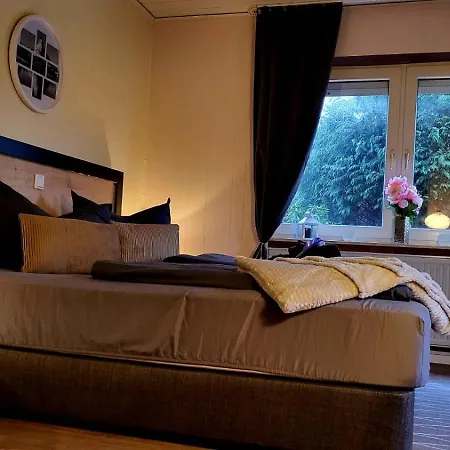 Burhave Gaestehaus 1 Apartment